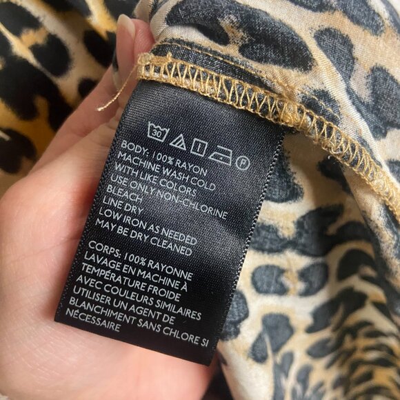 Urban Outfitters Size S Animal Print Button Down Shirt Blouse Tie Front Boxy - Picture 5 of 6